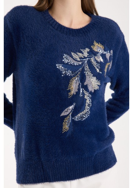 Kadın Koyu Laci Sakal Iplik Yaprak Desenli Boncuk Nakışlı Bisiklet Yaka Triko Kazak modelleri