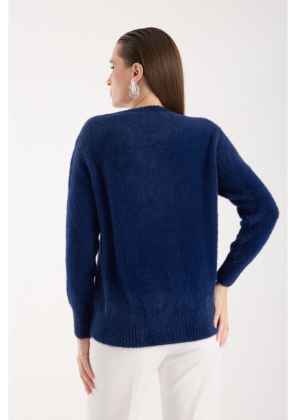 Kadın Koyu Laci Sakal Iplik Yaprak Desenli Boncuk Nakışlı Bisiklet Yaka Triko Kazak indirimleri