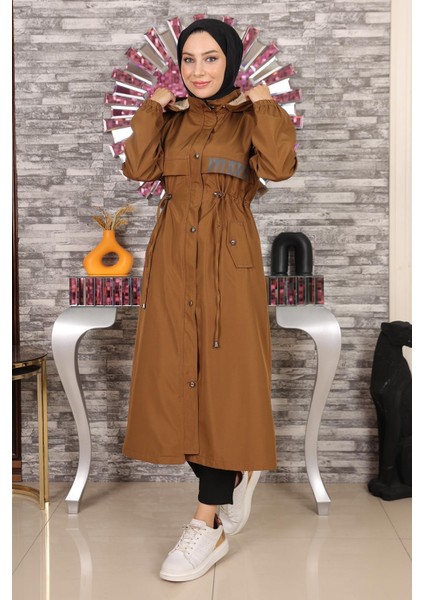 Yazı Detaylı Kapşonlu Mont Taba 15900