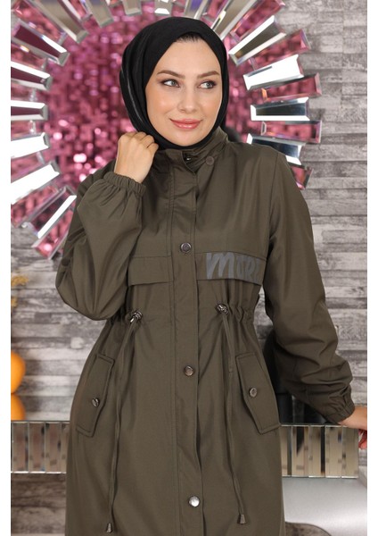 Yazı Detaylı Kapşonlu Mont Haki 15900 fiyatları