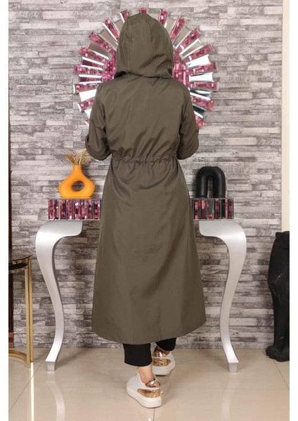 Yazı Detaylı Kapşonlu Mont Haki 15900 indirimleri