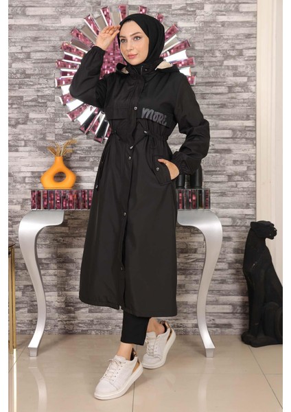 Yazı Detaylı Kapşonlu Mont Siyah 15900 fırsatları