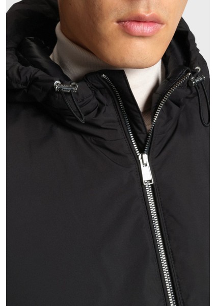 Regular Fit Kapüşonlu Yaka Su Itici Mont Erkek Mont 50547425 001 indirimleri