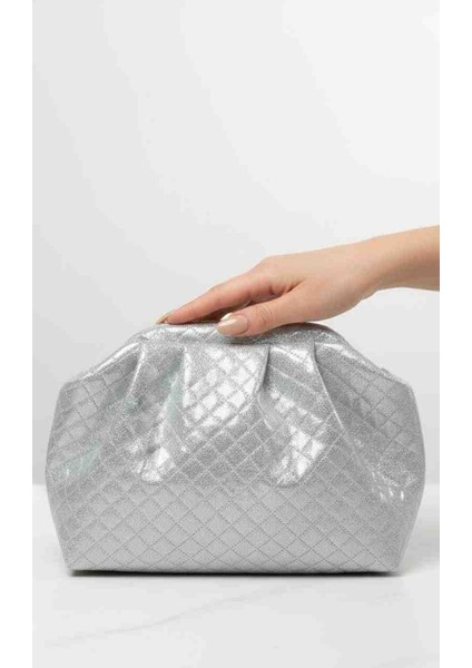 The Moiss Burslu Gümüş Renk Kadın El ve Omuz Çantasi fiyatları