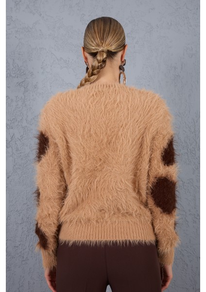 Bej-Kahve Sakal Iplik Desenli Bisiklet Yaka Triko Kazak fırsatları