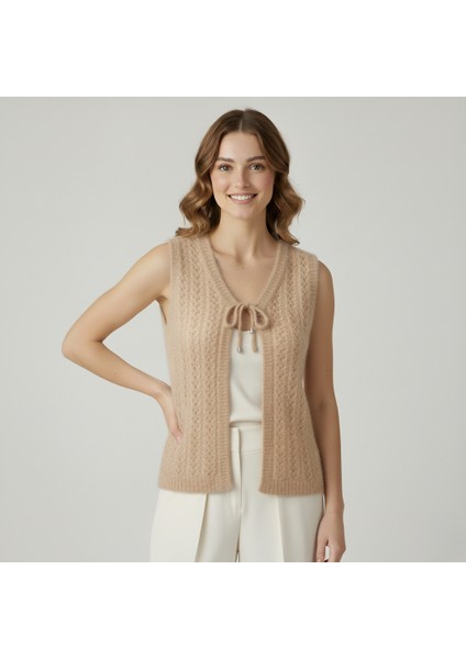 Çeyizlik Bağcıklı Simli Yumoş Yelek fiyatları