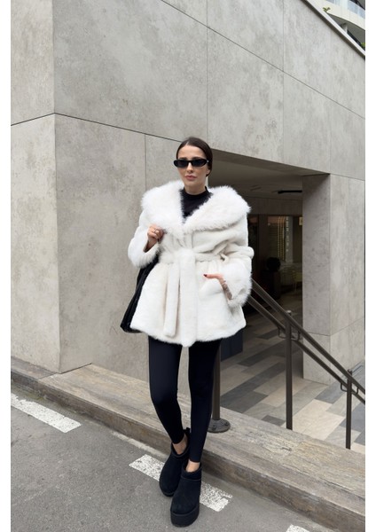 Marisse Bağlama Detay Oversize Kürk- Ekru modelleri