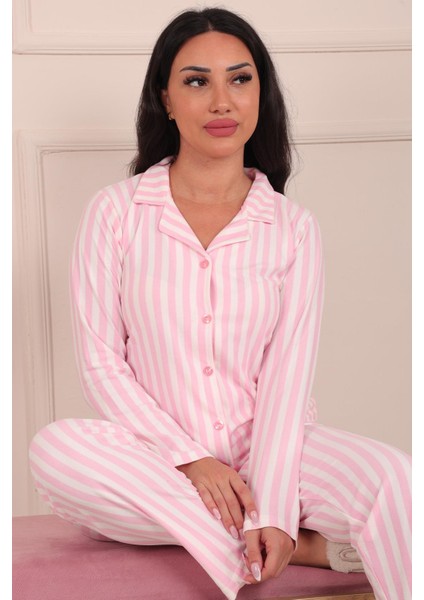 Kadın Dikey Çizgi Desenli Önü Düğmeli Süet Pijama Takımı fırsatları