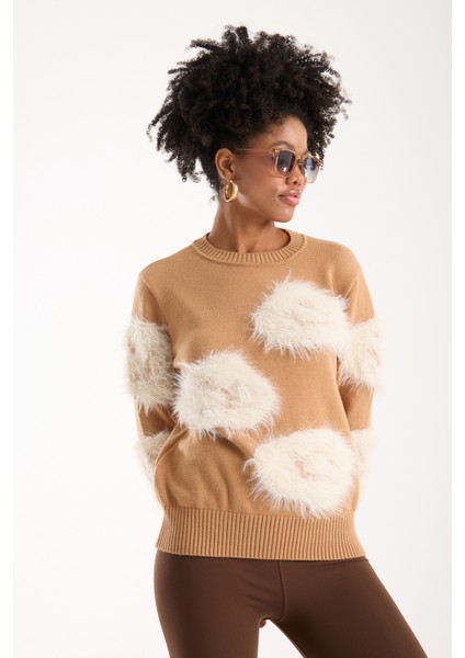 Kadın Bej Sakal Iplik Bisiklet Yaka Triko Kazak