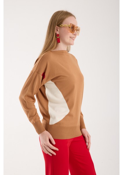 Kadın Bej Viskon Kumaş Renk Bloklu Kayık Yaka Triko Bluz modelleri