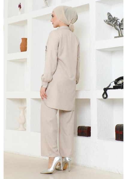 Arması Zincirli Takım Bej 19206 fırsatları