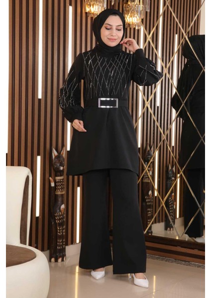 Incili Taş Detaylı Takım Siyah MSW19116 modelleri