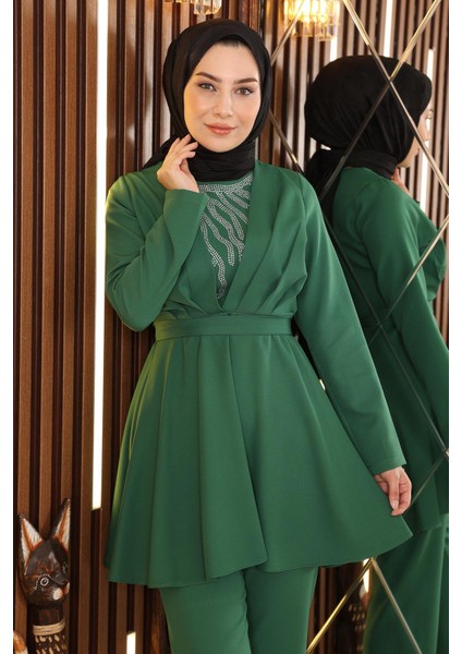 Taş Detaylı Kemerli Takım Zümrüt MSW19122 fiyatları