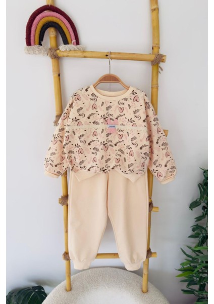 Kalp Baskılı Tavşancık Detaylı Kız Çocuk 2 li takım - Krem