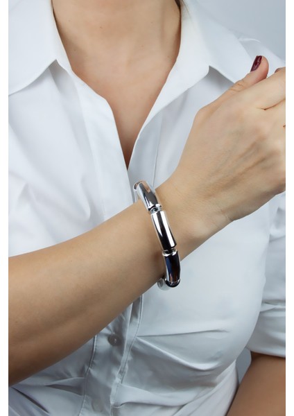 Metalize Gümüş Renk Esnek Bileklik fiyatları