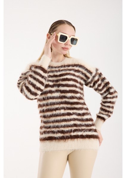 Kadın Ekru-Kahve Sakal Iplik Çizgili Bisiklet Yaka Triko Kazak fiyatları