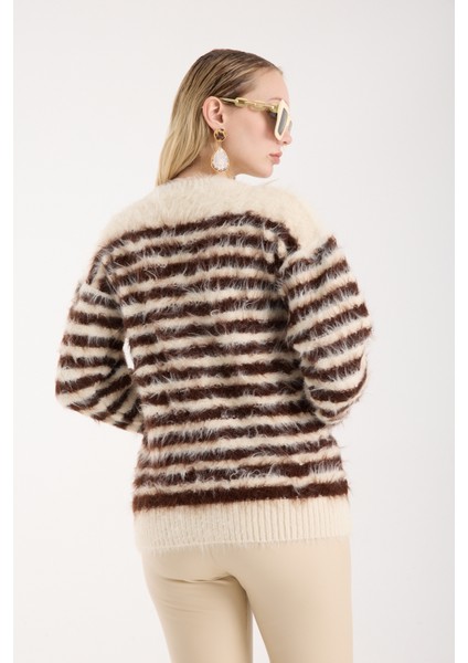 Kadın Ekru-Kahve Sakal Iplik Çizgili Bisiklet Yaka Triko Kazak indirimleri