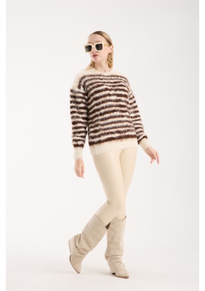 Kadın Ekru-Kahve Sakal Iplik Çizgili Bisiklet Yaka Triko Kazak