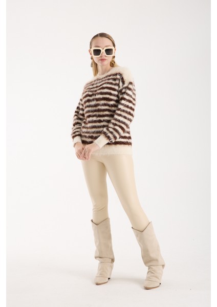 Kadın Ekru-Kahve Sakal Iplik Çizgili Bisiklet Yaka Triko Kazak