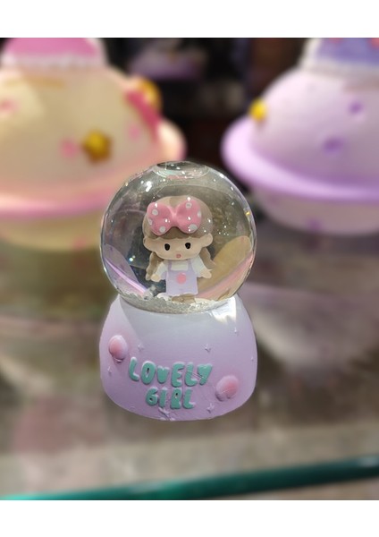 Kuromi,melody,cinnemorol Figürlü Küçük Boy Işıklı Kar Küresi (7 Cm)