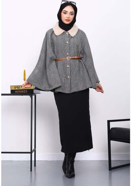 Siyah Yaka Kürklü Kemerli Panço fiyatları