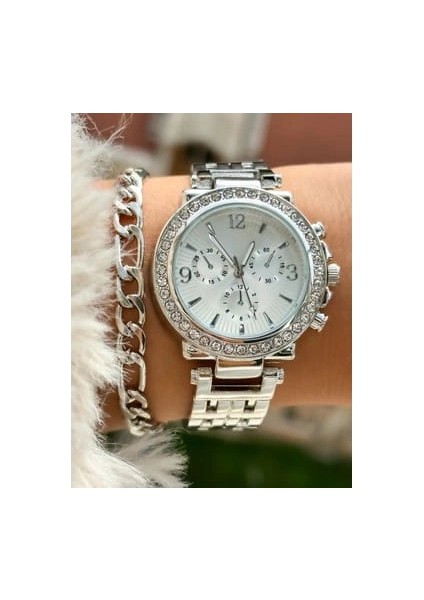 Metal Kordon Gümüş Renk ve Taşlı Kadın Kol Saati fiyatları