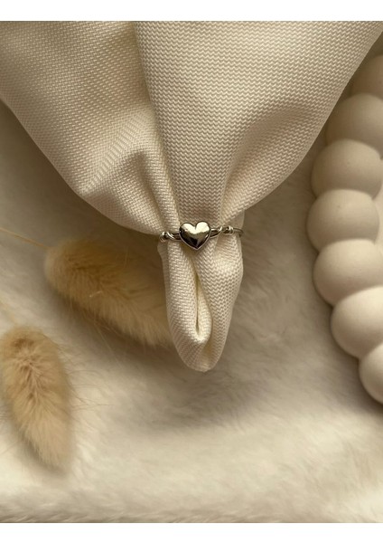 Kalp Detaylı El Yapımı Ayarlanabilir Tel Yüzük fiyatları