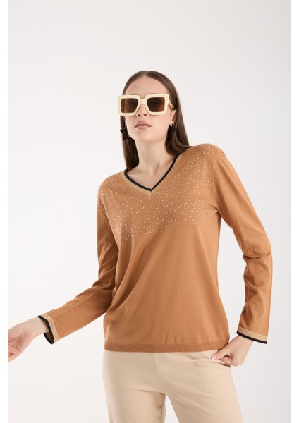 Kadın Bej Viskon Kumaş Taş Detaylı Kontrast Sim Biyeli V Yaka Triko Bluz fırsatları