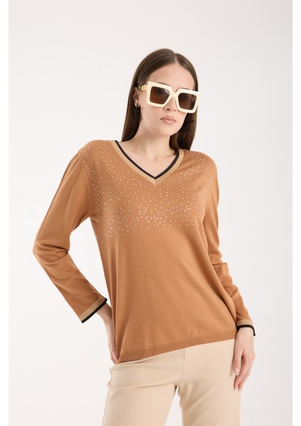 Kadın Bej Viskon Kumaş Taş Detaylı Kontrast Sim Biyeli V Yaka Triko Bluz indirimleri