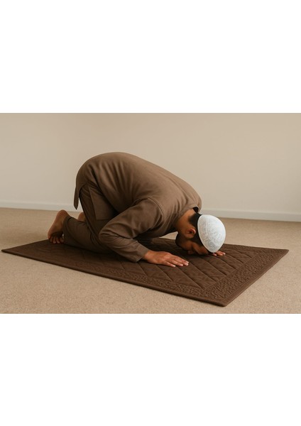 Saten Kapitone Elyaf Dolgulu Seccade (85 x 135 Cm.)