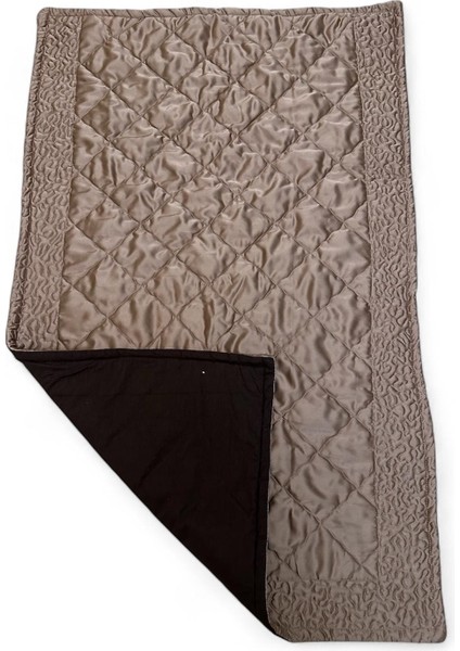 Saten Kapitone Elyaf Dolgulu Seccade (85 x 135 Cm.)