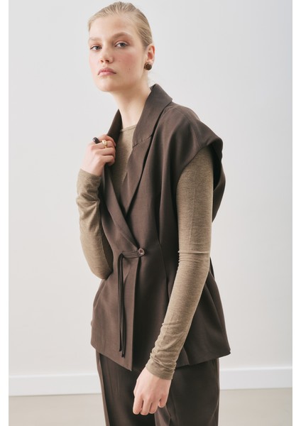 Dökümlü Tencel Kemerli Yelek Acı Kahve fırsatları