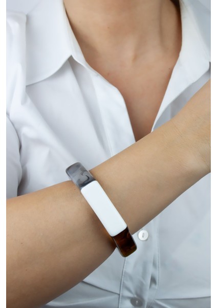 Altıgen Formda Akrilik Kadın Bileklik modelleri