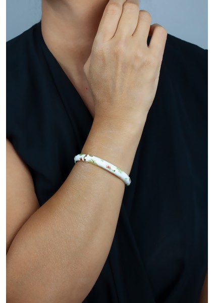 Mine Kaplı Klipsli Bileklik