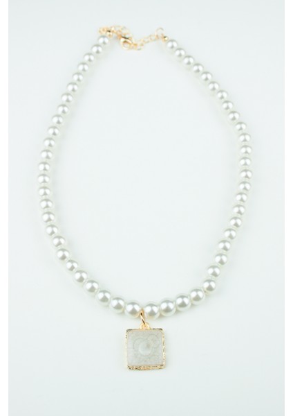 Mine Kaplı Kare Gold Uçlu Cam Inci Kolye modelleri