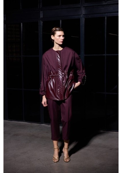 5021 Rivora Deri Garni Takım