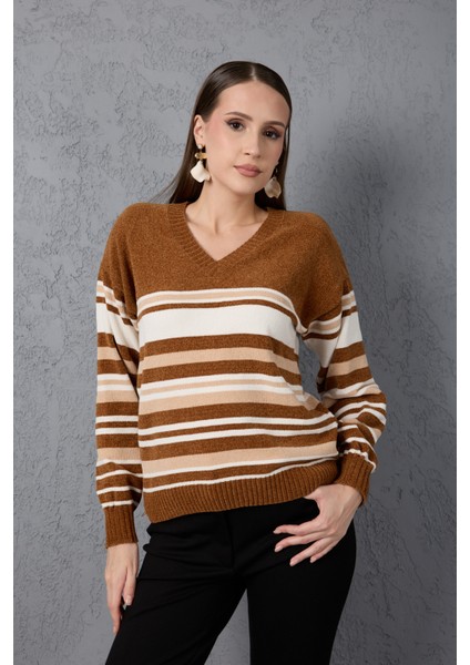 Kadın Taba Çizgili V Yaka Şönil Kadife Triko Kazak