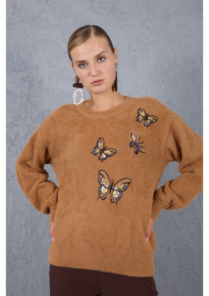 Kadın Bej Sakal Iplik Önü Boncuk Nakışlı Balon Kollu Bisiklet Yaka Triko Kazak modelleri