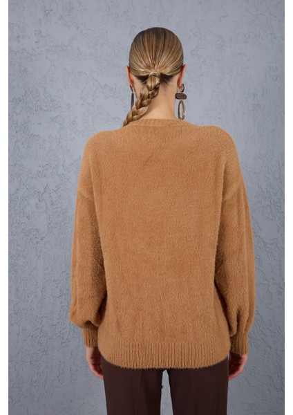 Kadın Bej Sakal Iplik Önü Boncuk Nakışlı Balon Kollu Bisiklet Yaka Triko Kazak fırsatları