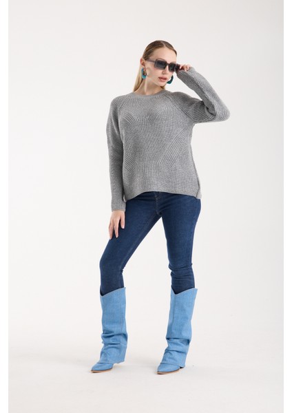 Kadın Gri Selanik Örgü Reglan Kollu Bisiklet Yaka Simli Triko Kazak