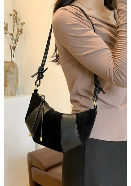 Siyah Kruvasan Omuz Çantası modelleri