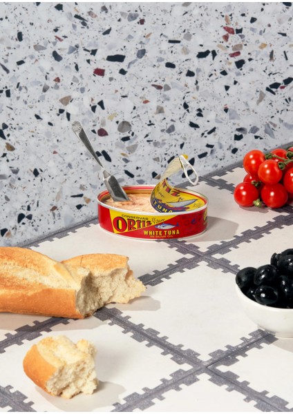 Terrazzo Işığı Vinil Backdrop – Mozaik Taş Dokulu Fotoğraf Arka Planı (80×120 cm