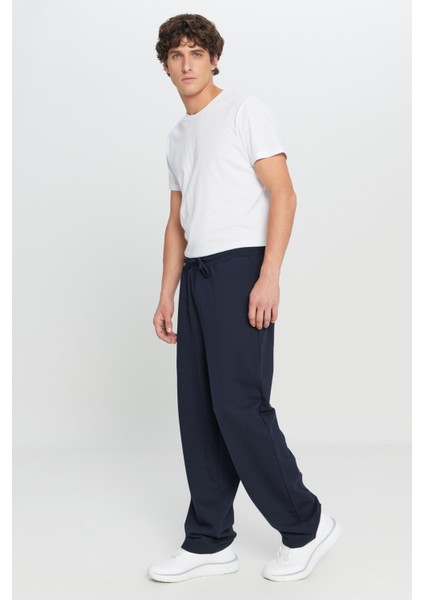 Pamuklu Standart Fit Normal Kesim Beli Bağlamalı Yan Cepli Eşofman Altı modelleri