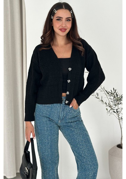 Kadın V Yaka Düğmeli Triko Hırka – Textured Grace fiyatları