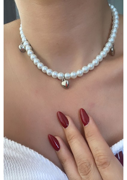 Kalp Detay Cam Inci Kolye