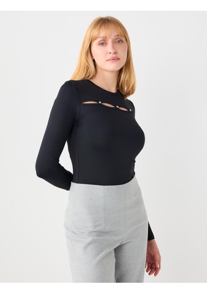 Siyah Dar Kesim Bisiklet Yaka Uzun Kollu Bluz fırsatları