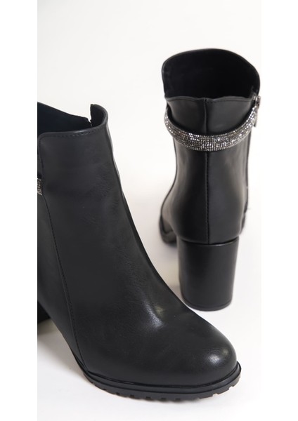 Marıs Fermuarlı Ortopedik Taban Suya ve Soğuğa Dayanıklı Taşlı Topuklu Kadın Bot St Siyah fiyatları