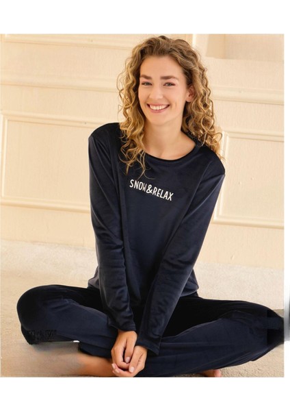 Kadın Kışlık Bisiklet Yaka Kadife Pijama Takımı 13164L - 1 Adet