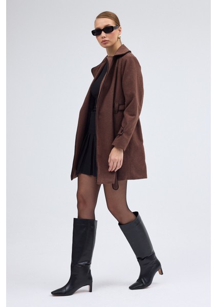 Kaşe Kadın Şık Yaka Kaban ve Kemer