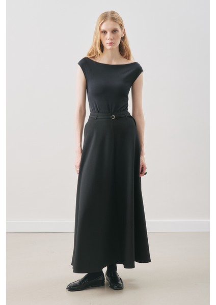 Kemer Detaylı Kloş Etek Siyah